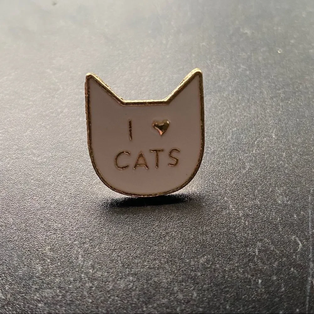 N/A love cats